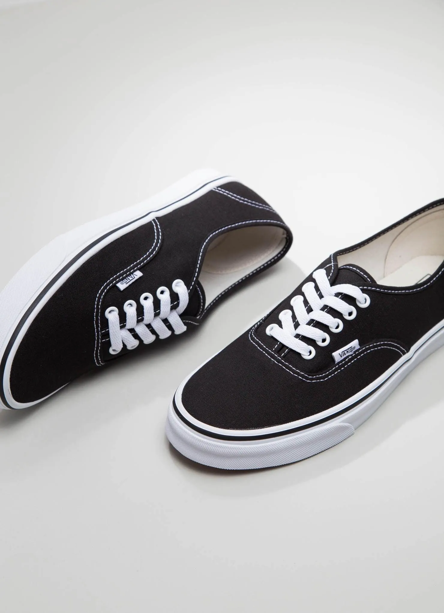 Authentic Sneakers - BLACK