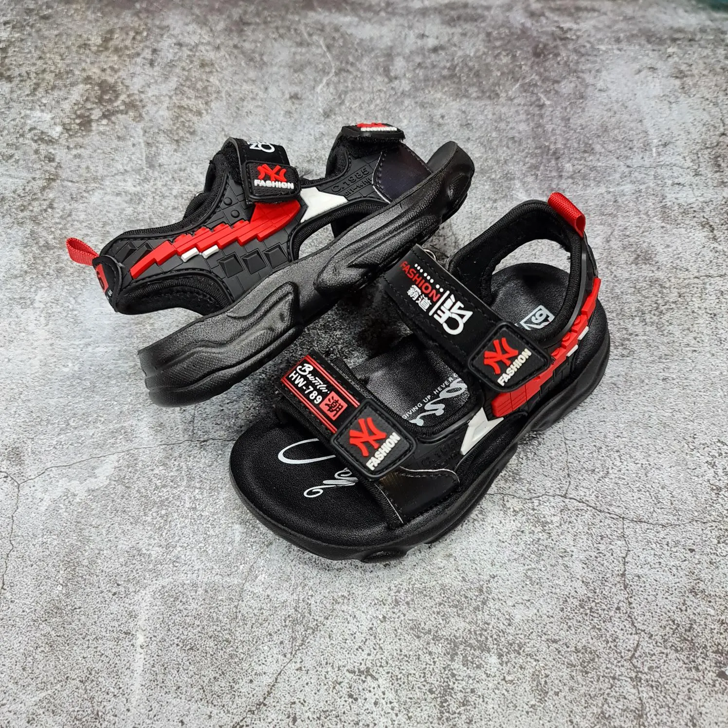 Kids Footwear A19