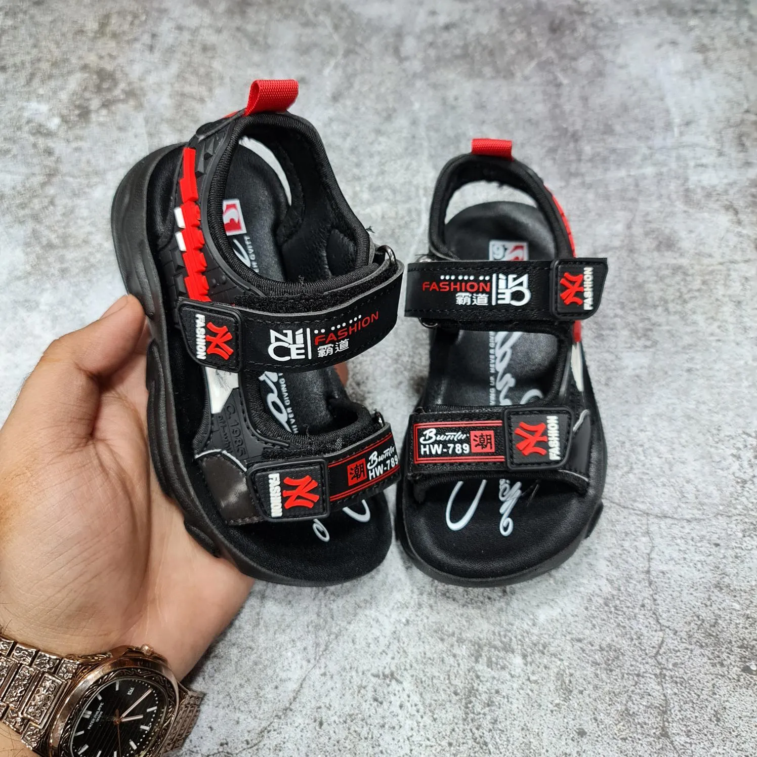 Kids Footwear A19