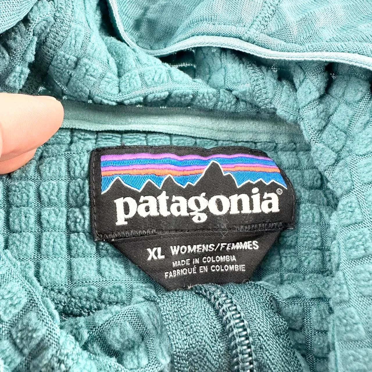 Patagonia zip hoodie woman’s size L